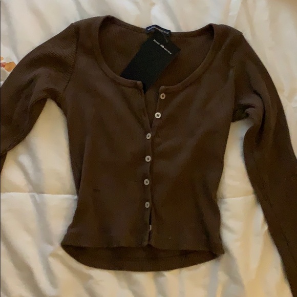 SOLD! Brandy Melville Long Sleeve Zelly Top SOLD! - Picture 1 of 2